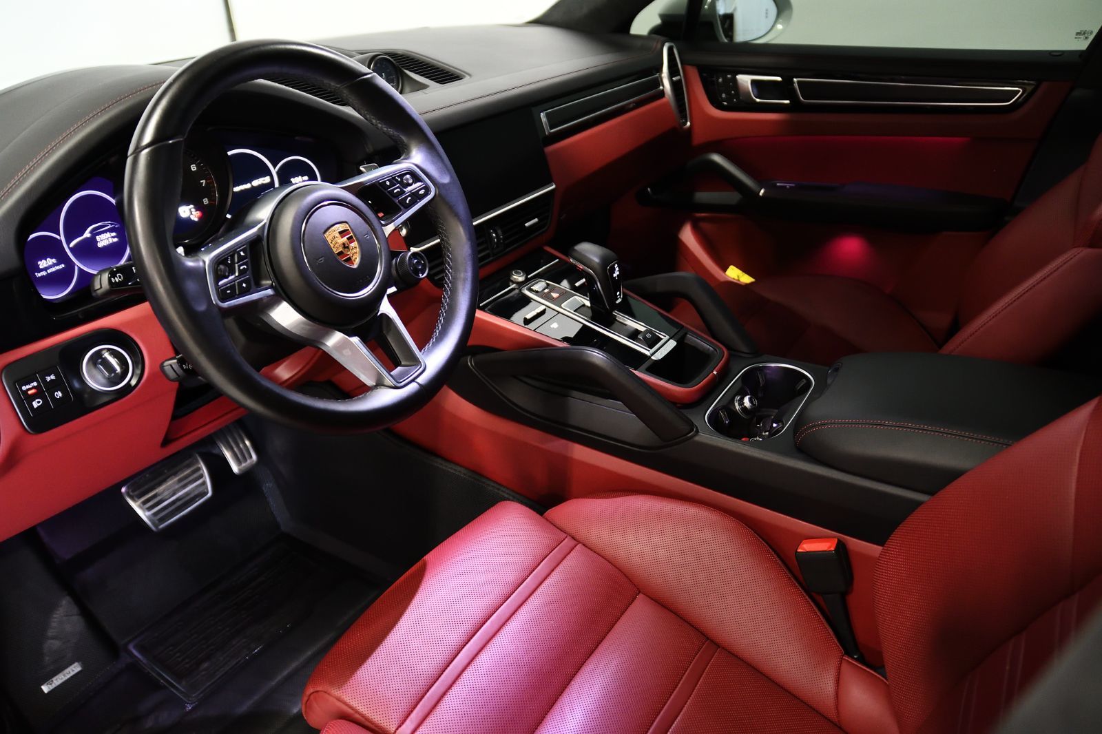 Porsche Cayenne Coupe  2022 à St-Bruno, Québec