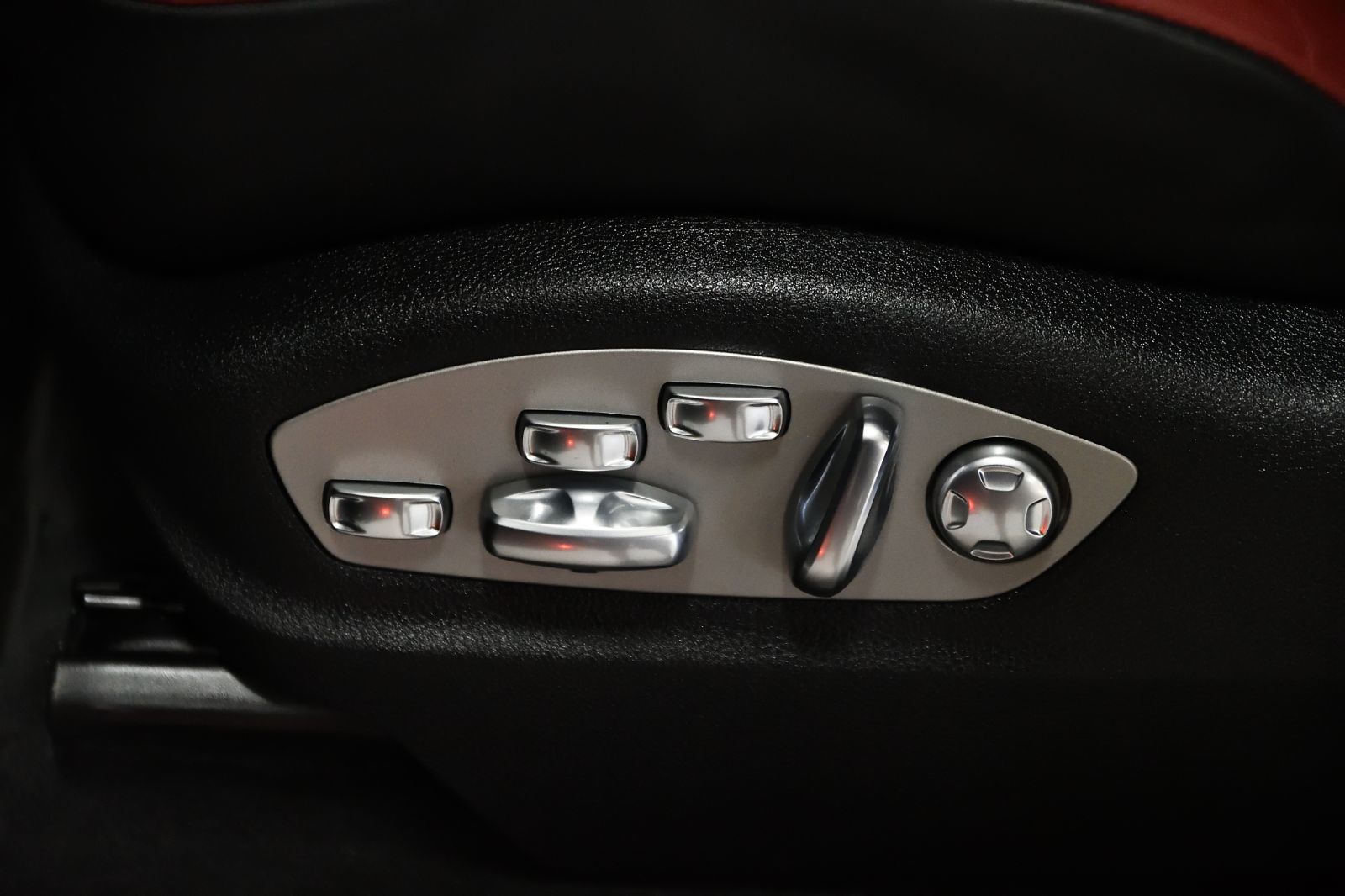 Porsche Macan  2023 à St-Bruno, Québec