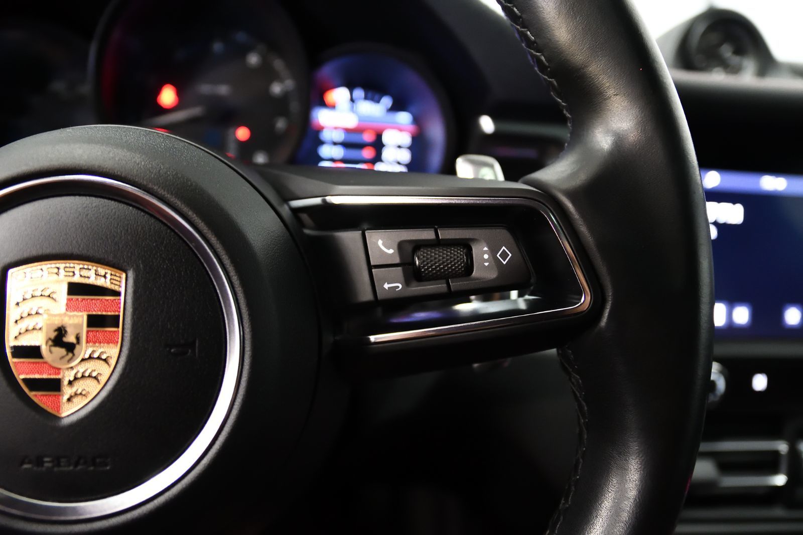 Porsche Macan  2023 à St-Bruno, Québec