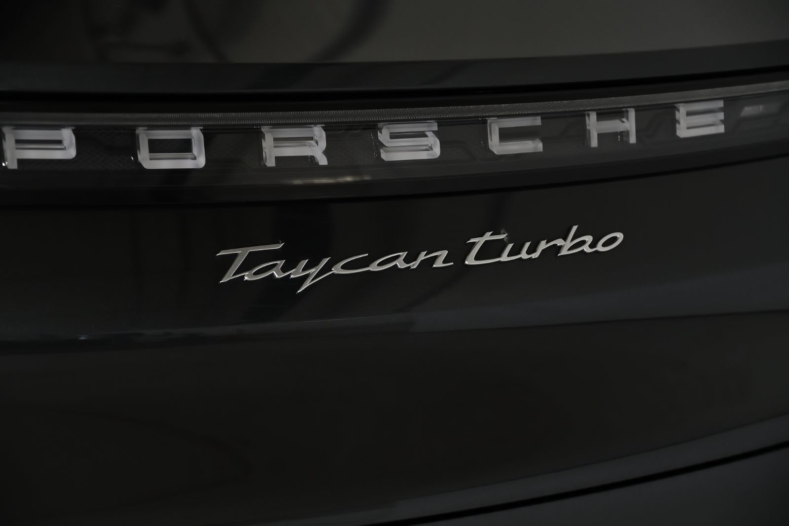 Porsche Taycan  2020 à St-Bruno, Québec