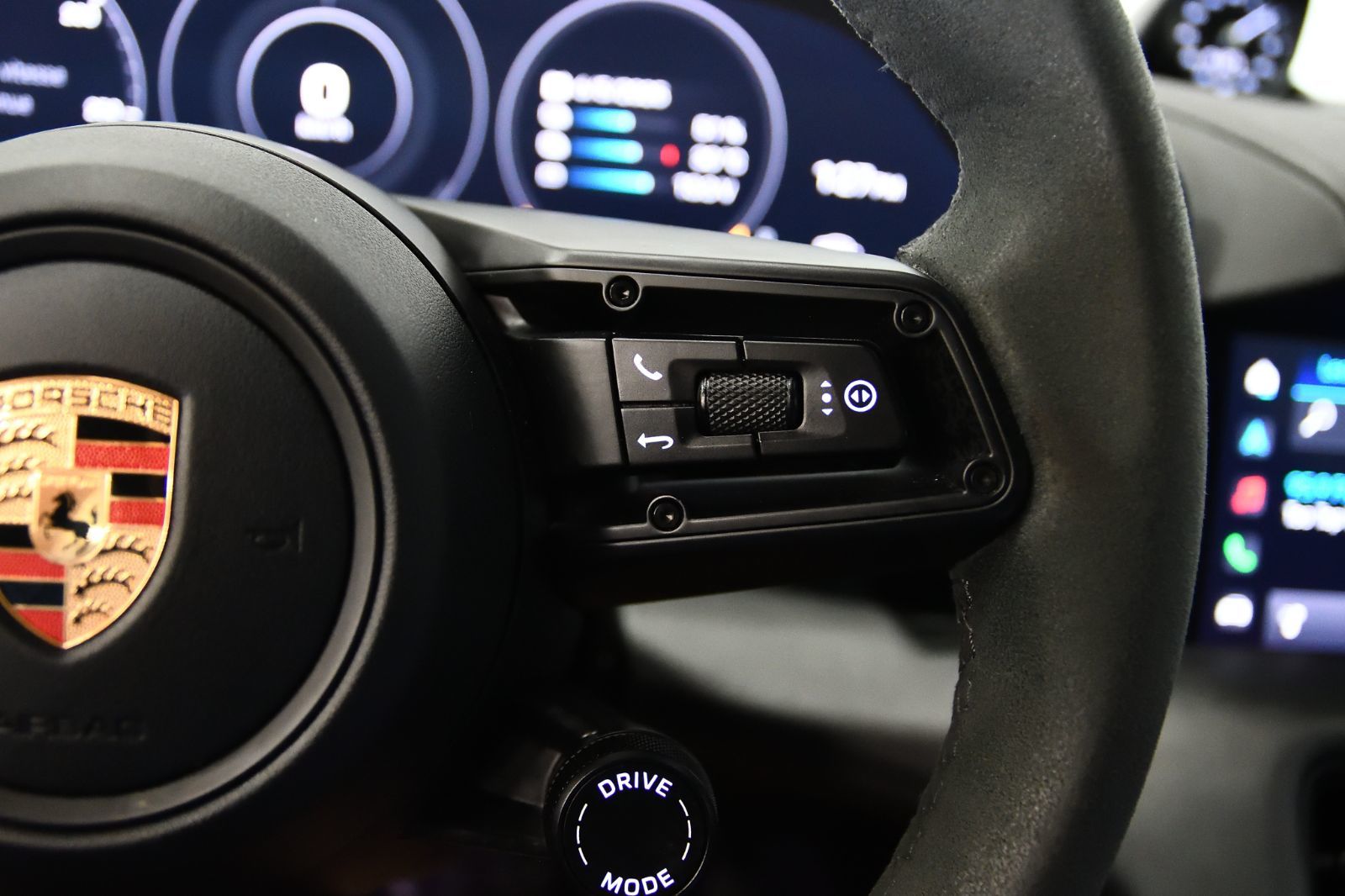 Porsche Taycan  2020 à St-Bruno, Québec