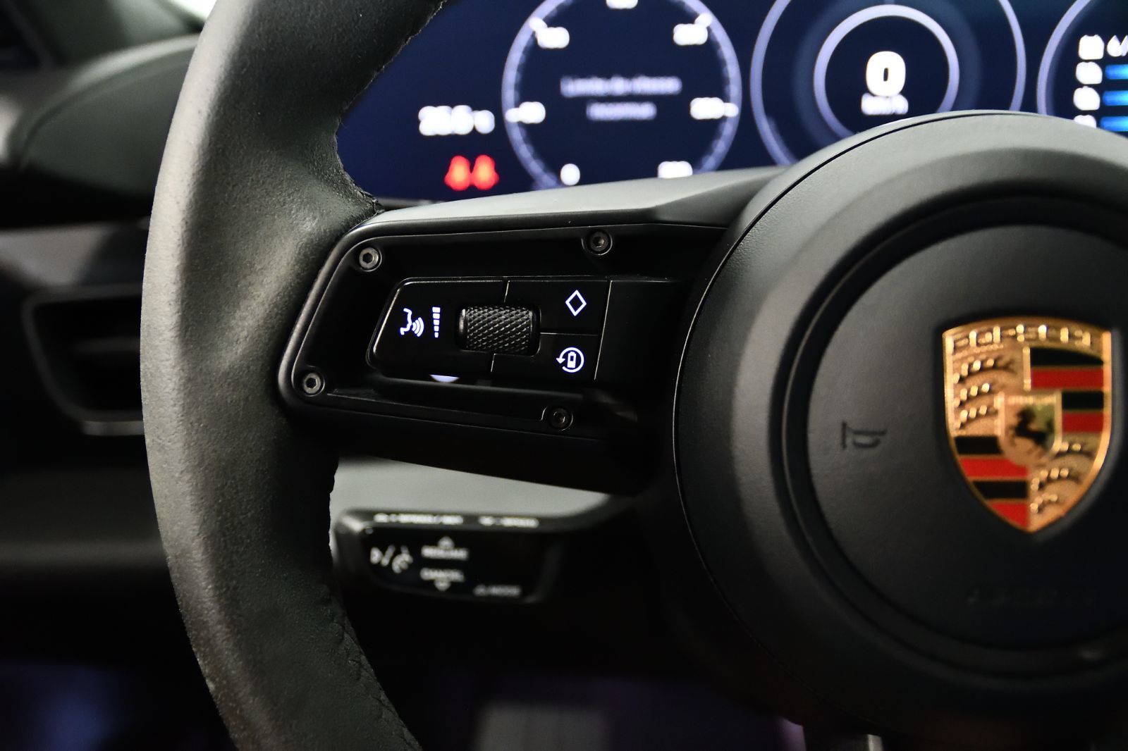 Porsche Taycan  2020 à St-Bruno, Québec