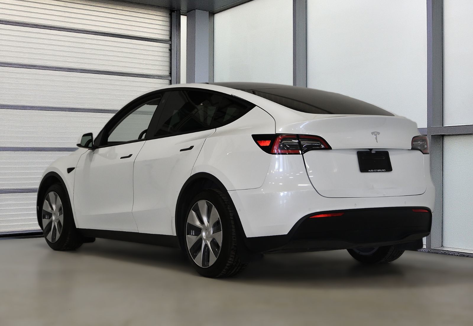 Tesla Model Y  2021 à St-Bruno, Québec
