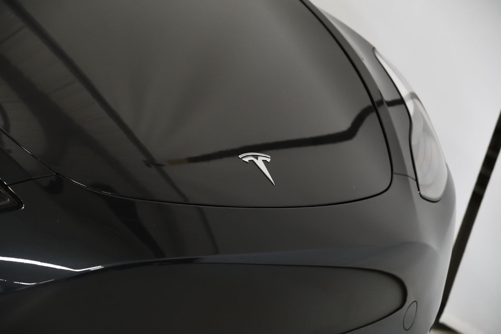 2024 Tesla Model Y in St-Bruno, Quebec