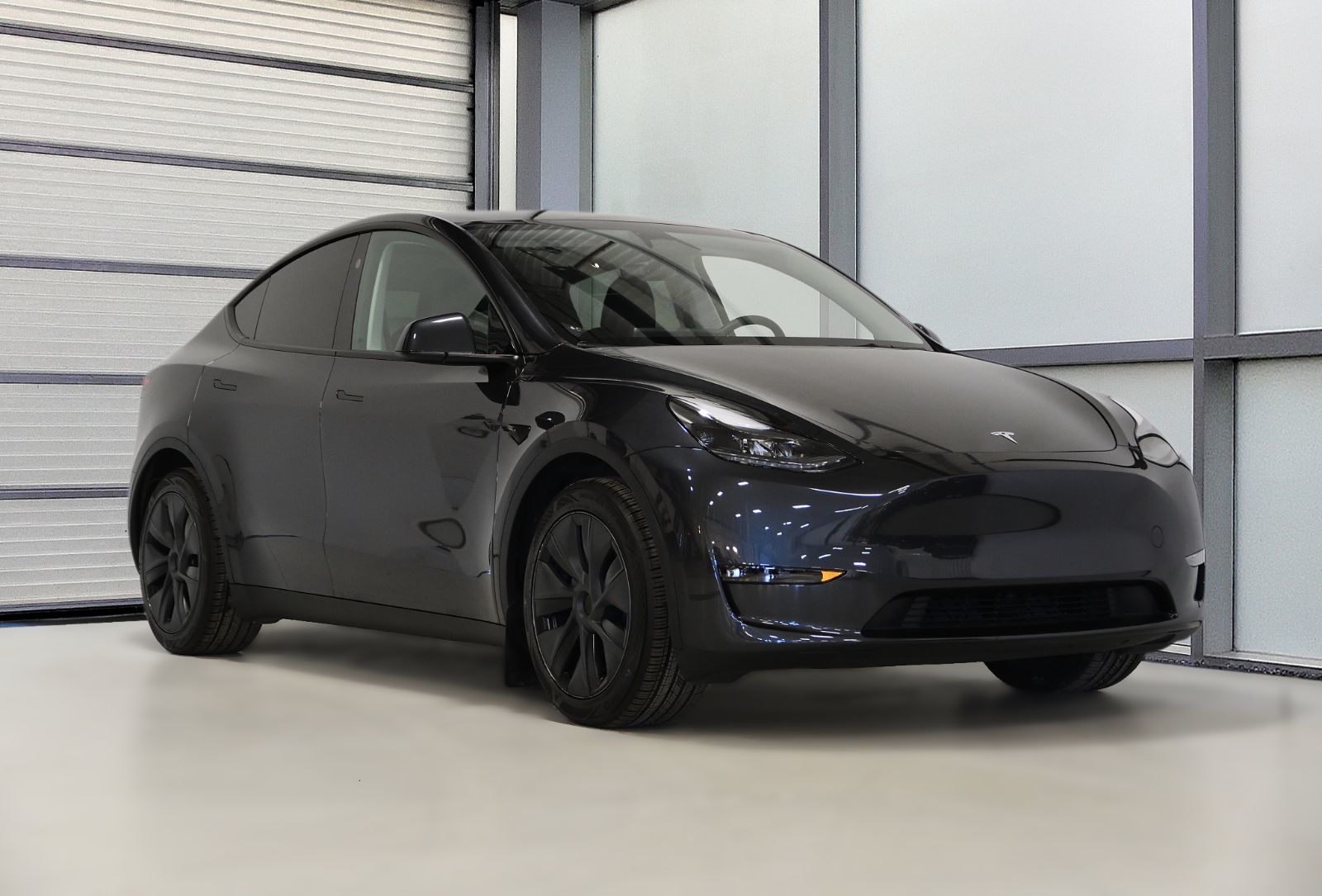 2024 Tesla Model Y in St-Bruno, Quebec