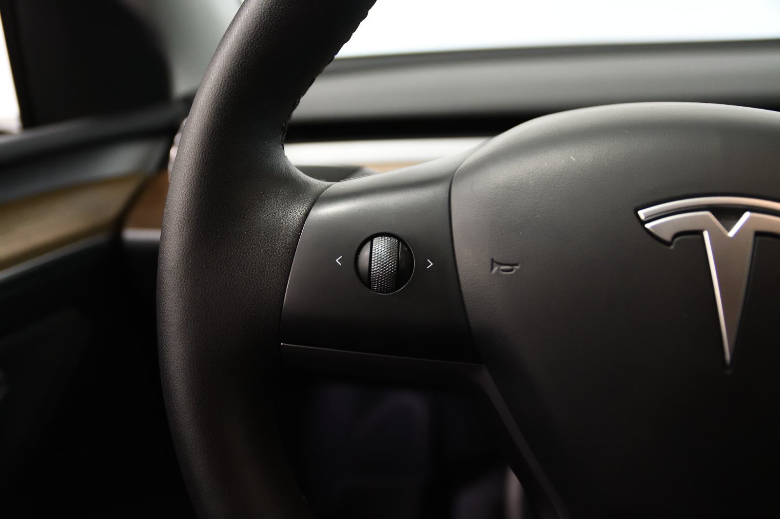 Tesla Model Y  2025 à St-Bruno, Québec