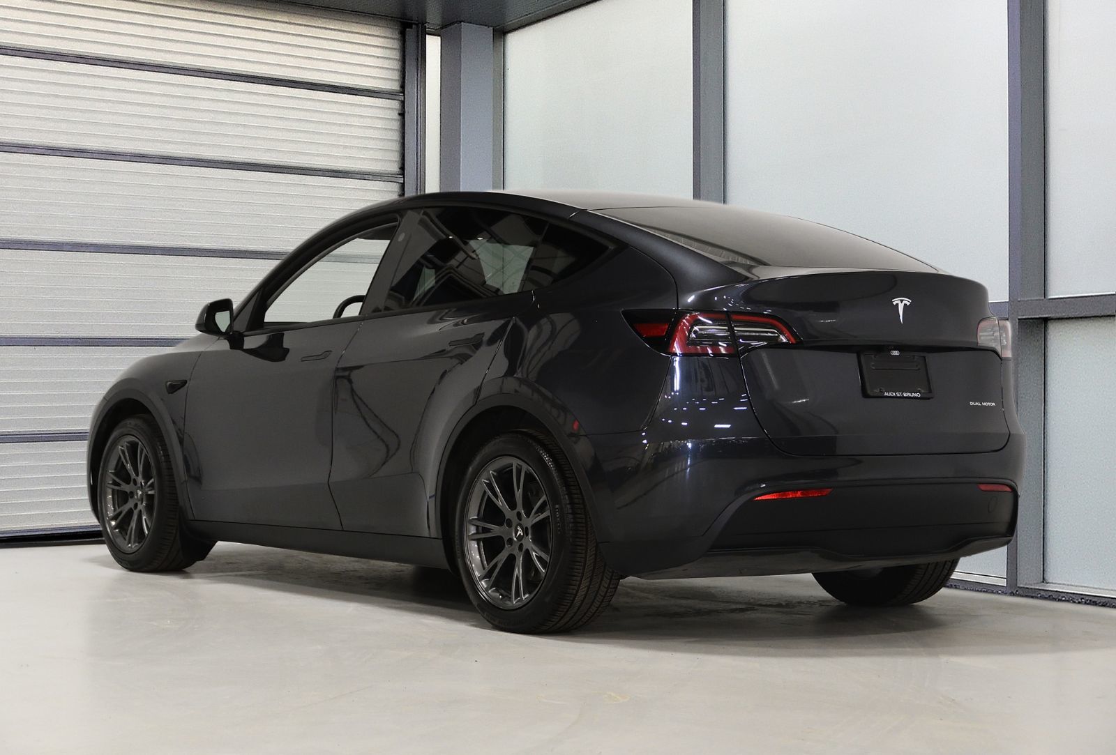 Tesla Model Y  2025 à St-Bruno, Québec
