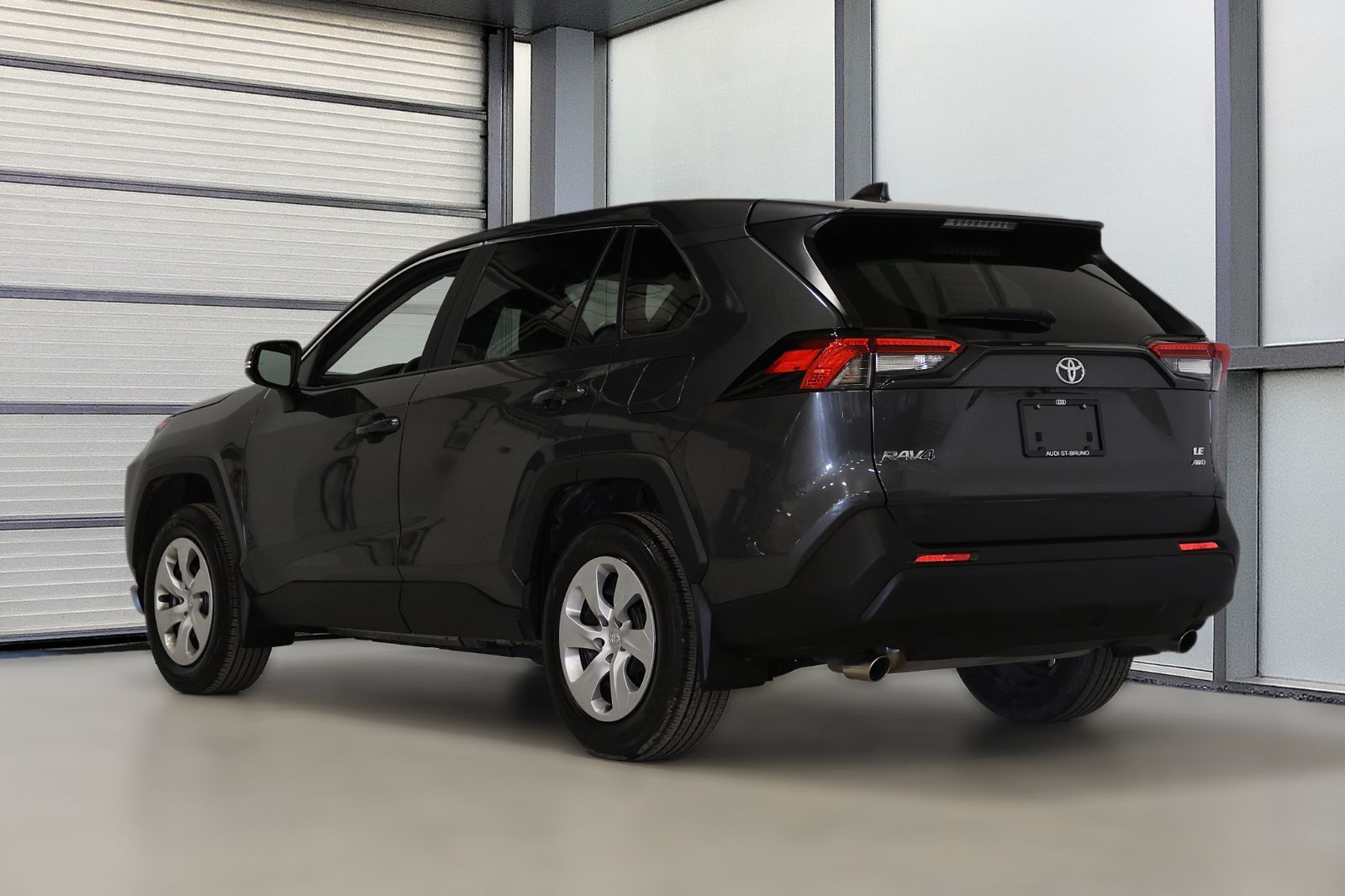 Toyota RAV4  2023 à St-Bruno, Québec