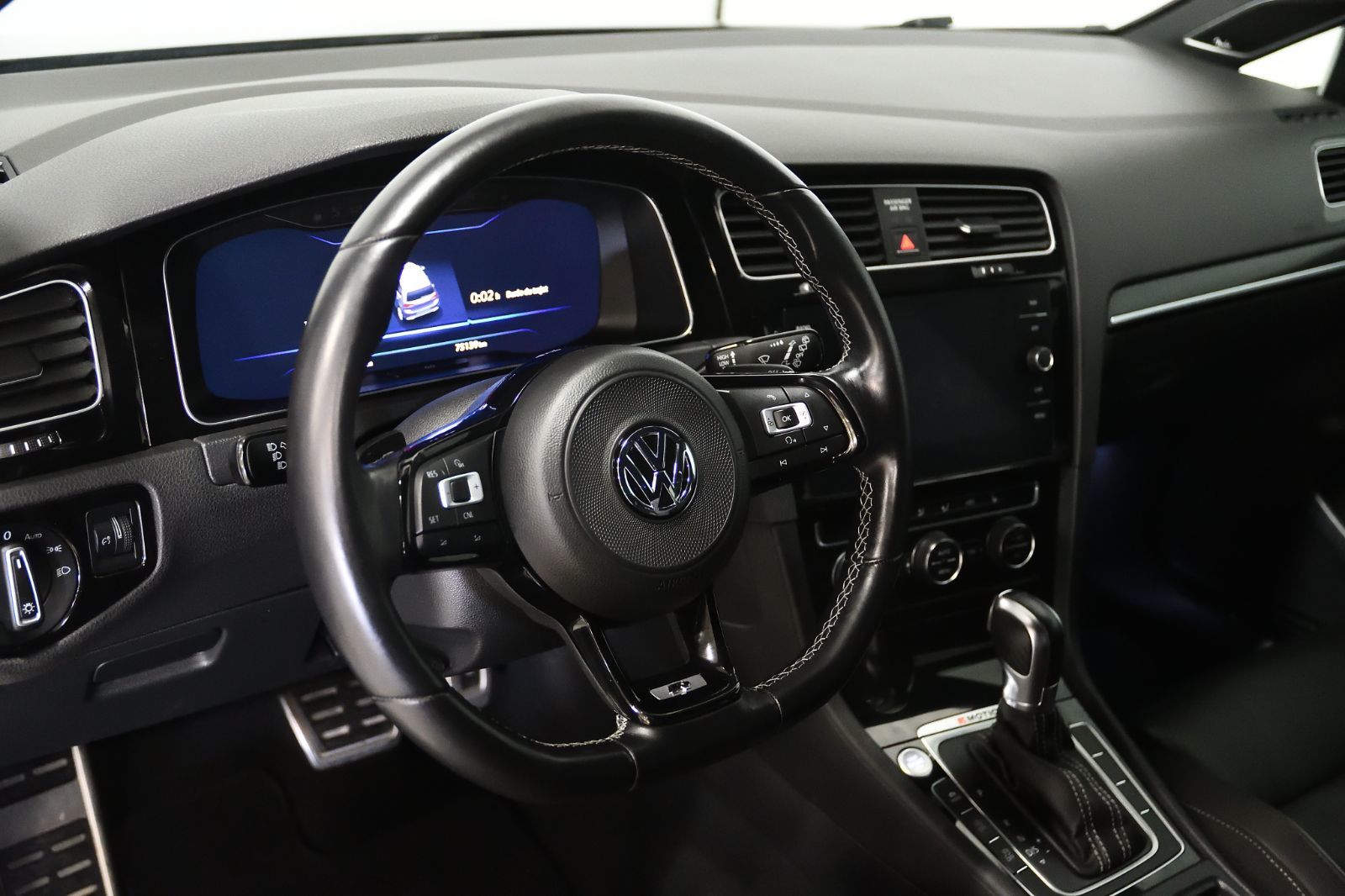 2018 Volkswagen Golf R in St-Bruno, Quebec