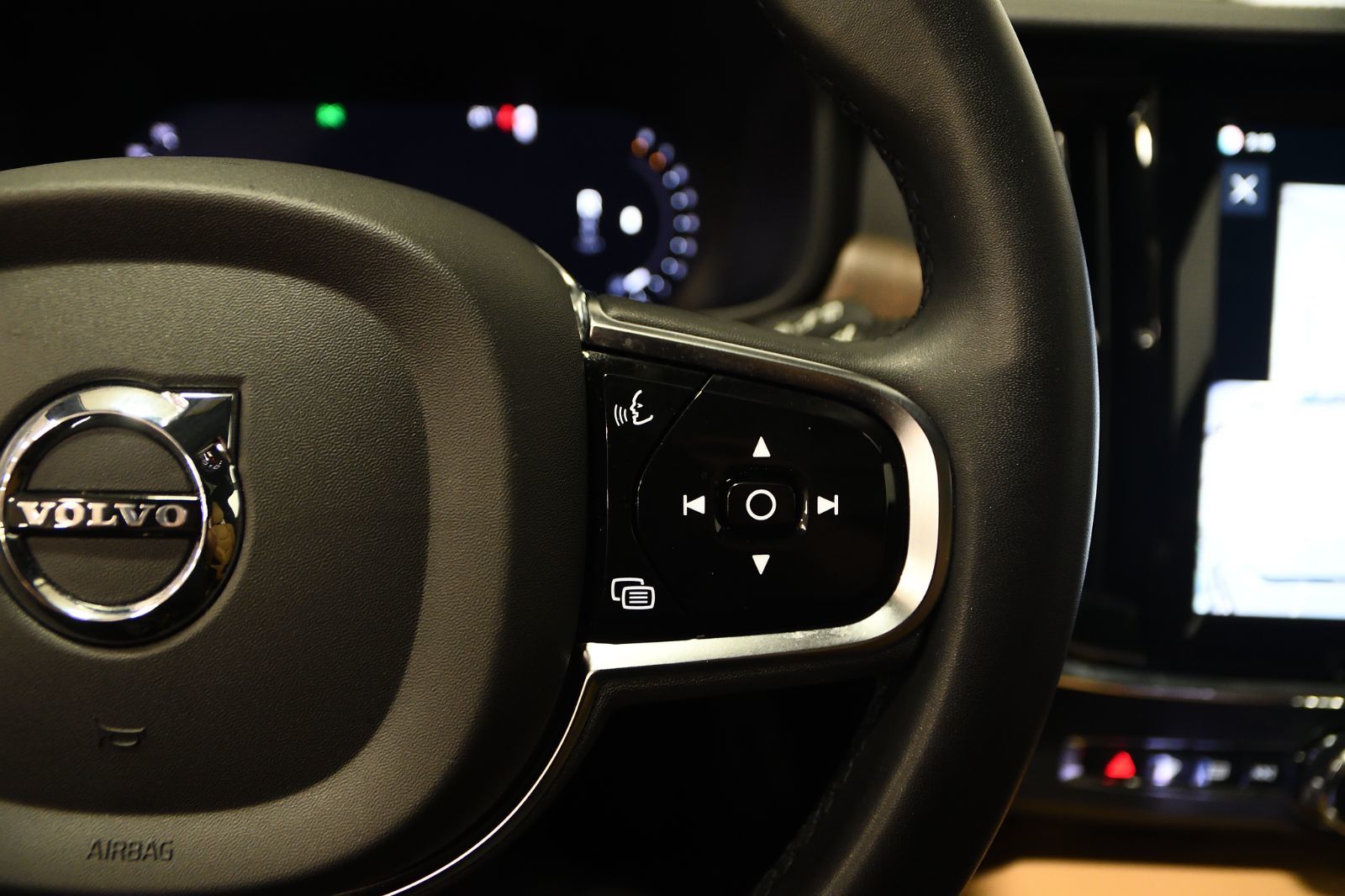 2024 Volvo V90 Cross Country in St-Bruno, Quebec