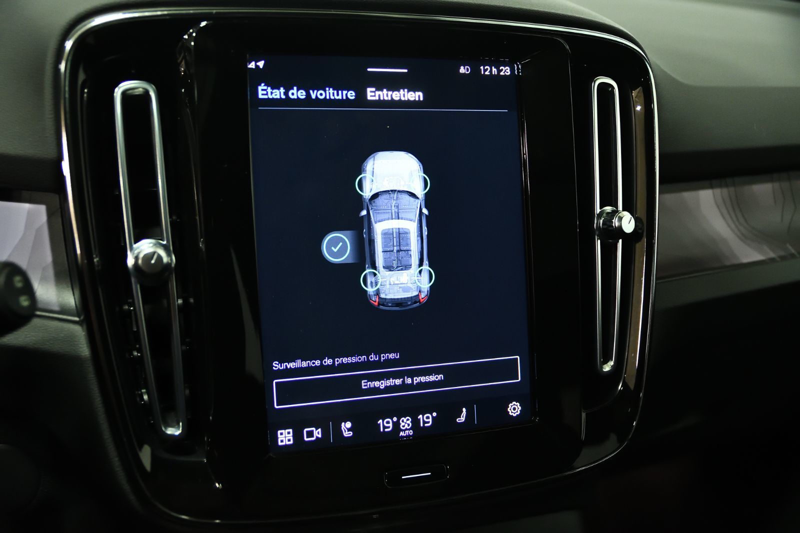 Volvo XC40 Recharge Pure Electric  2023 à St-Bruno, Québec