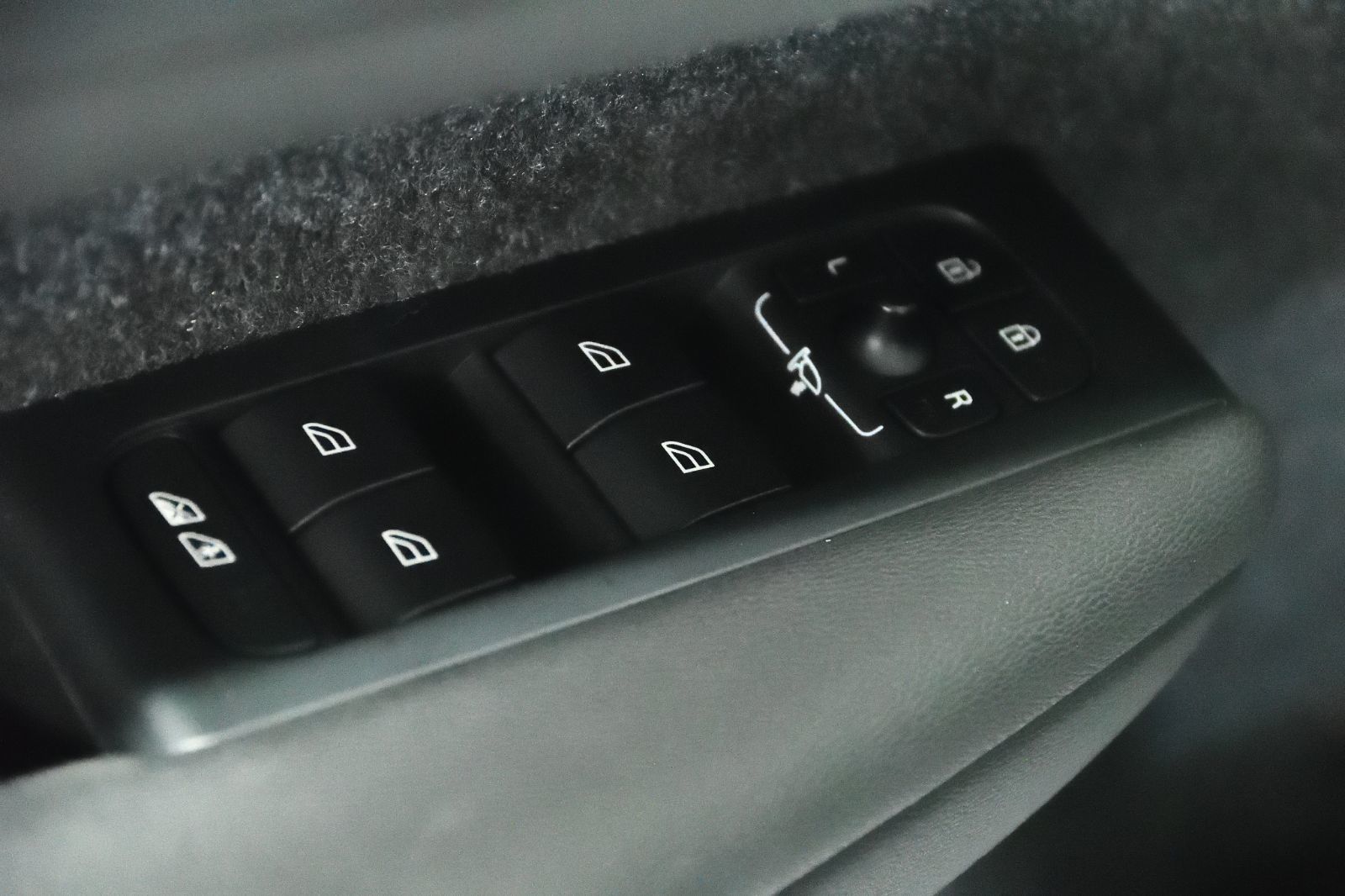 Volvo XC40 Recharge Pure Electric  2023 à St-Bruno, Québec