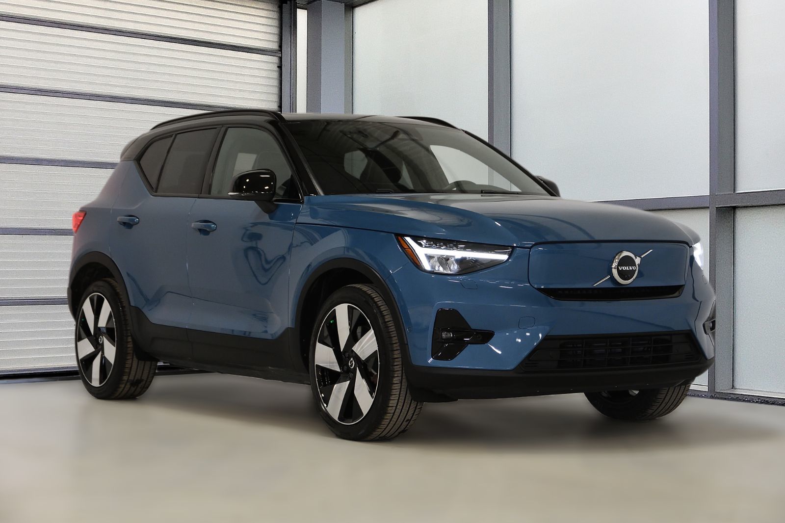 Volvo XC40 Recharge Pure Electric  2023 à St-Bruno, Québec