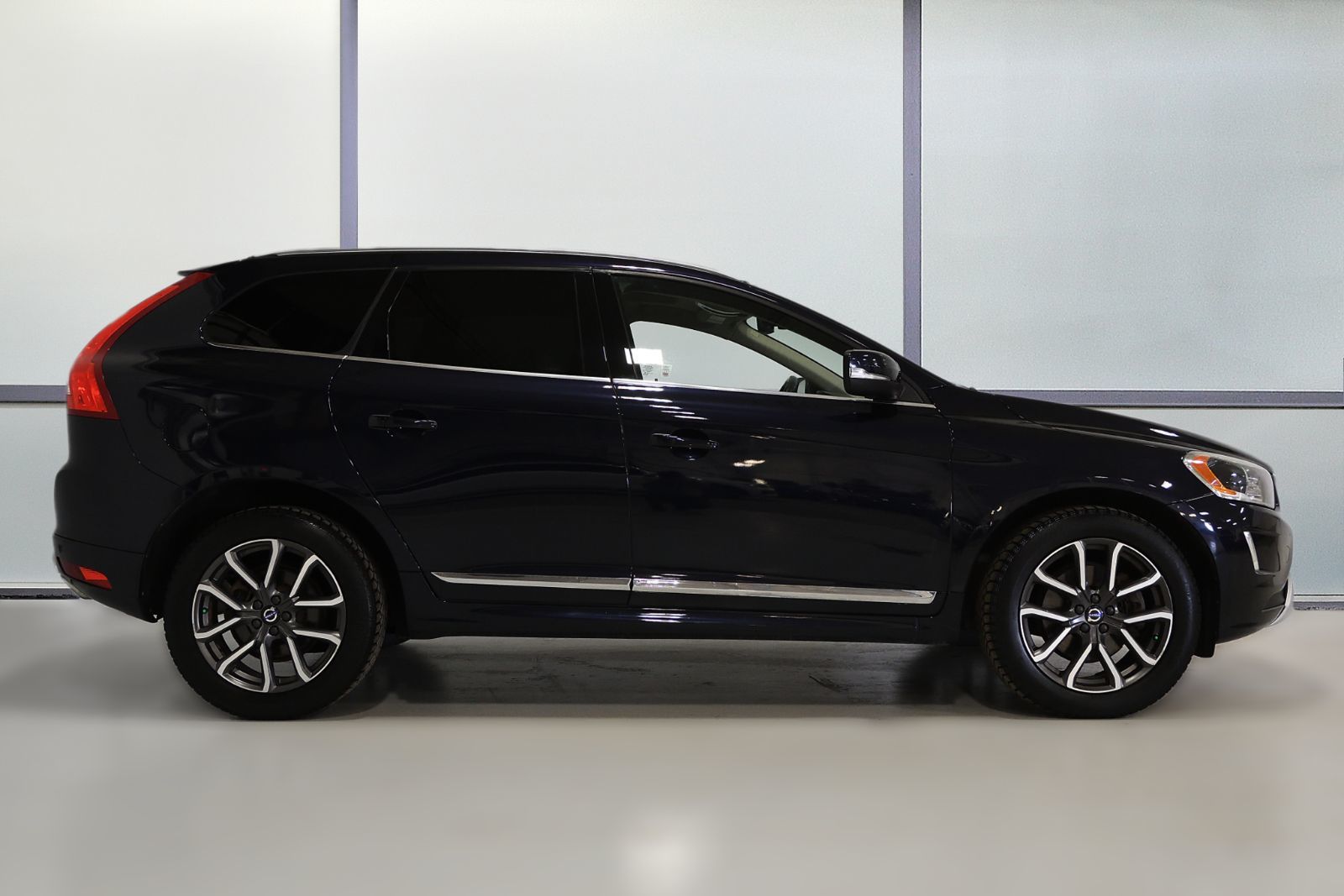 Volvo XC60  2017 à St-Bruno, Québec