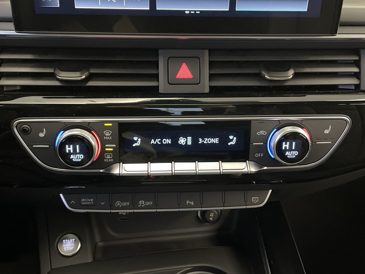 Audi A4  2022 à Thornhill, Ontario