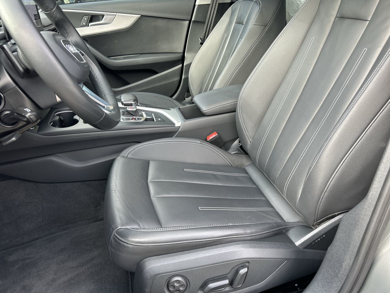 Audi A4  2024 à Thornhill, Ontario