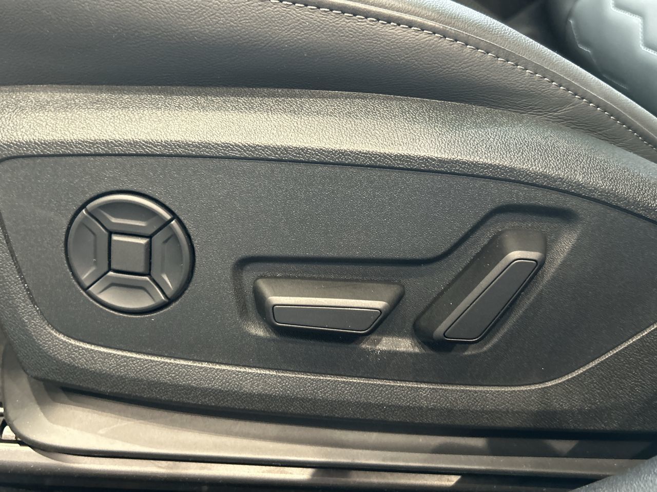 2025 Audi A6 e-tron in Thornhill, Ontario