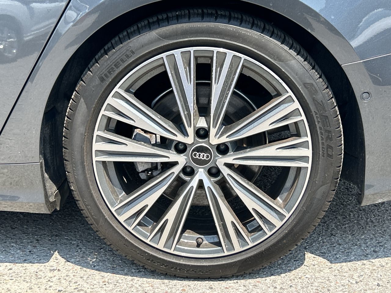 Audi A6  2021 à Thornhill, Ontario