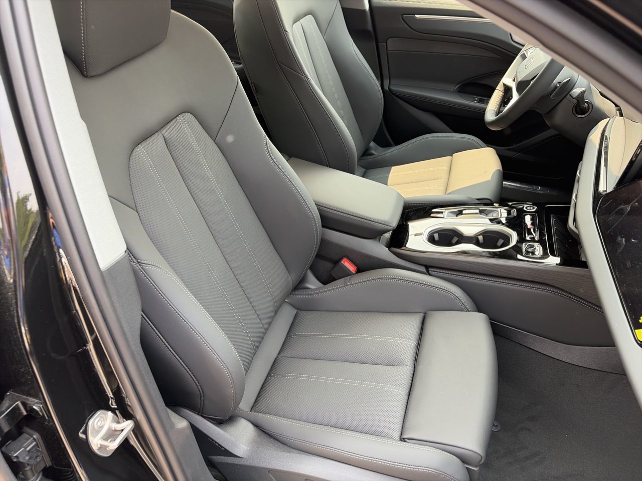 2026 Audi A6 in Thornhill, Ontario
