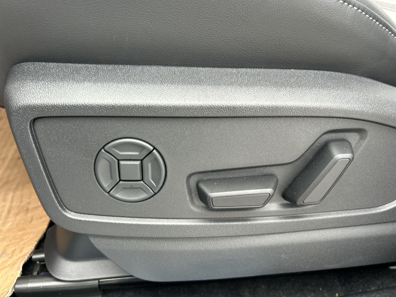 2025 Audi Q5 in Thornhill, Ontario