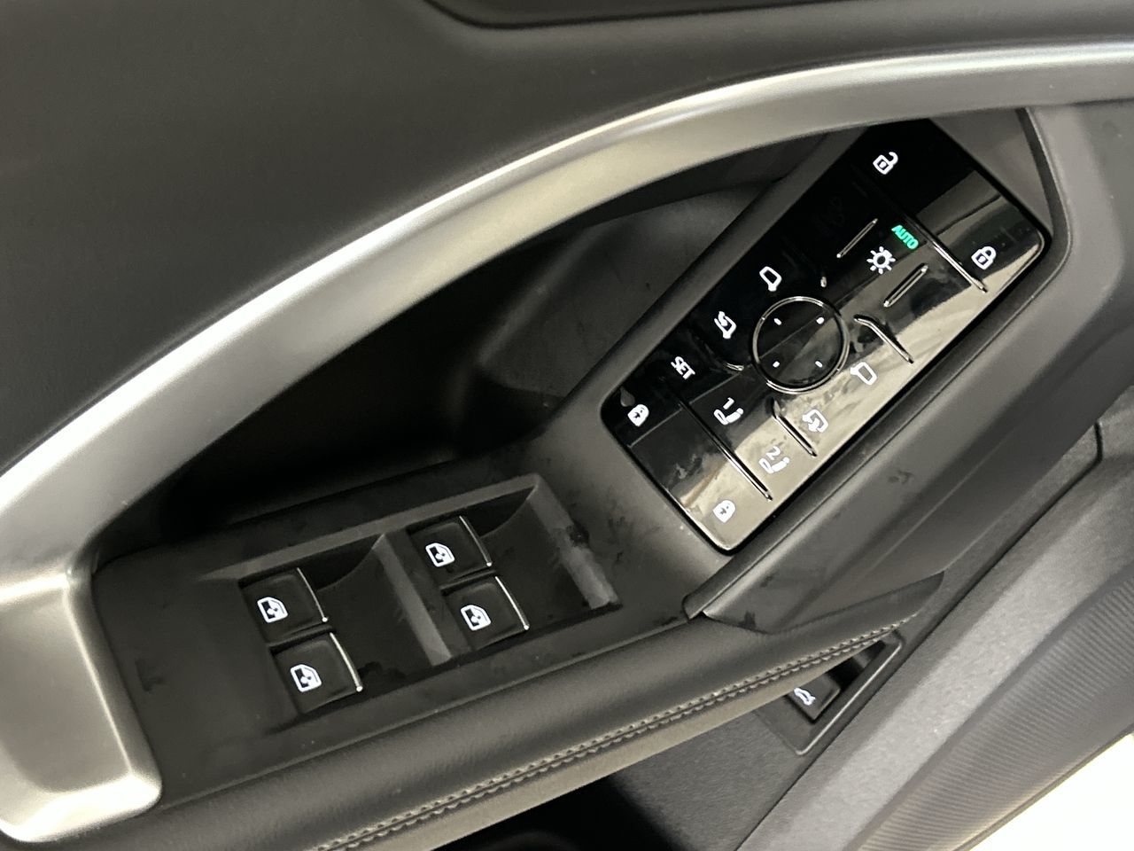 Audi New Q5  2025 à Thornhill, Ontario