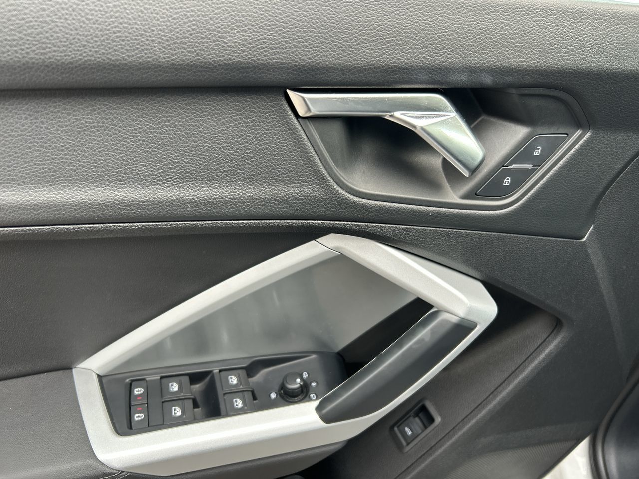 Audi Q3  2023 à Thornhill, Ontario