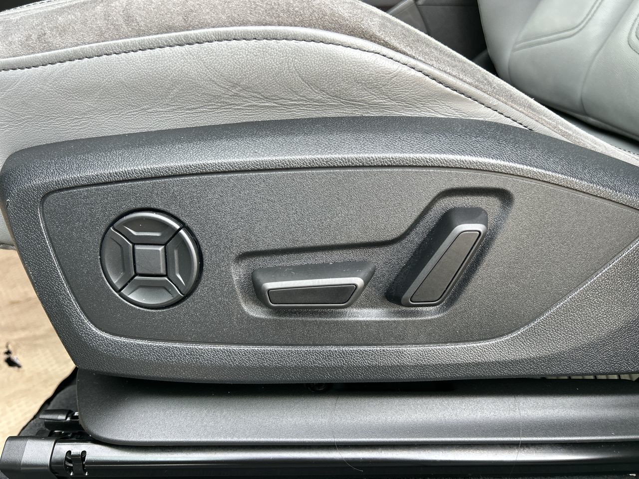 2023 Audi Q3 in Thornhill, Ontario