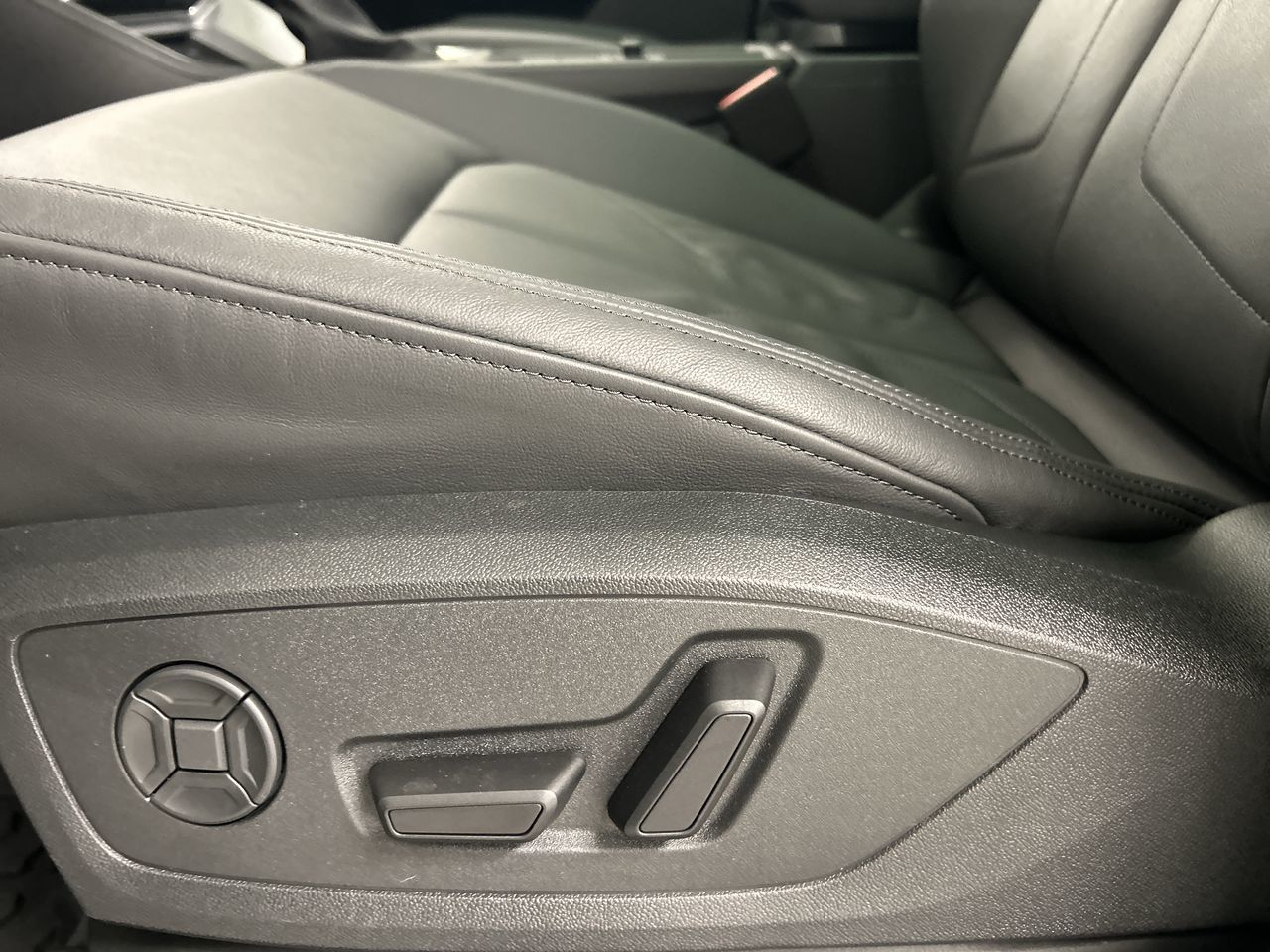 2024 Audi Q3 in Thornhill, Ontario