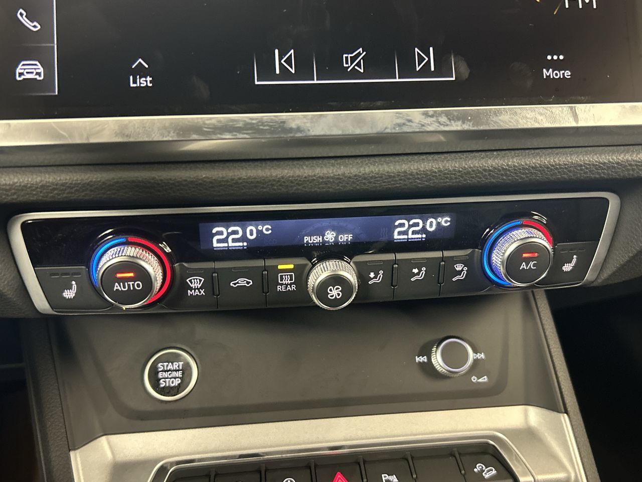 2025 Audi Q3 in Thornhill, Ontario