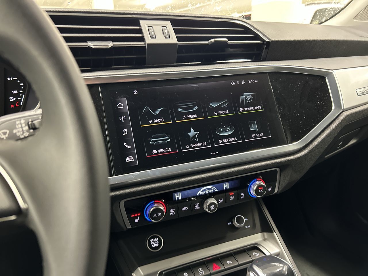 2025 Audi Q3 in Thornhill, Ontario