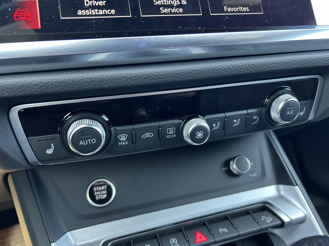 2025 Audi Q3 in Thornhill, Ontario