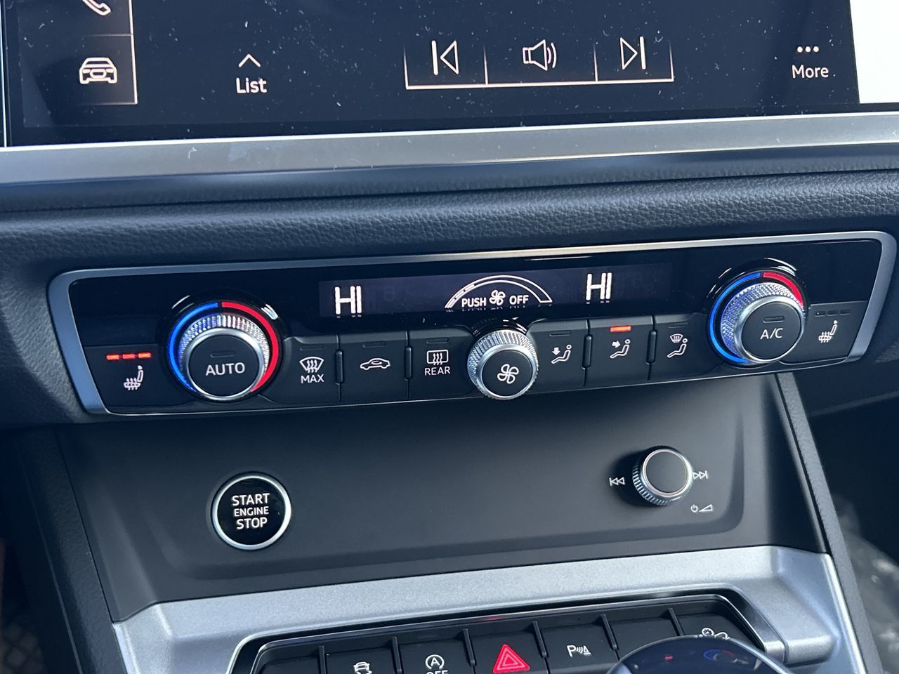 2025 Audi Q3 in Thornhill, Ontario