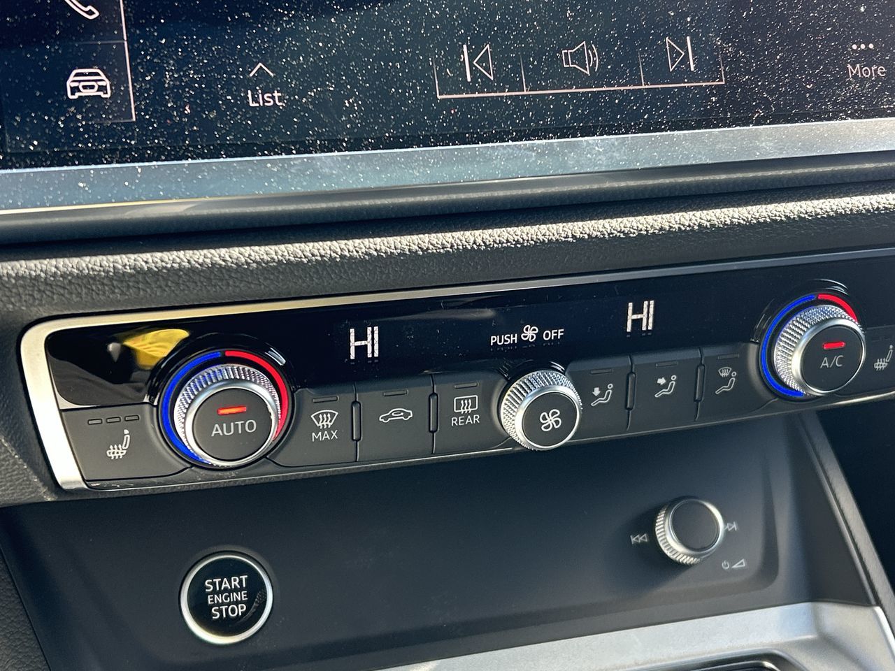 2025 Audi Q3 in Thornhill, Ontario