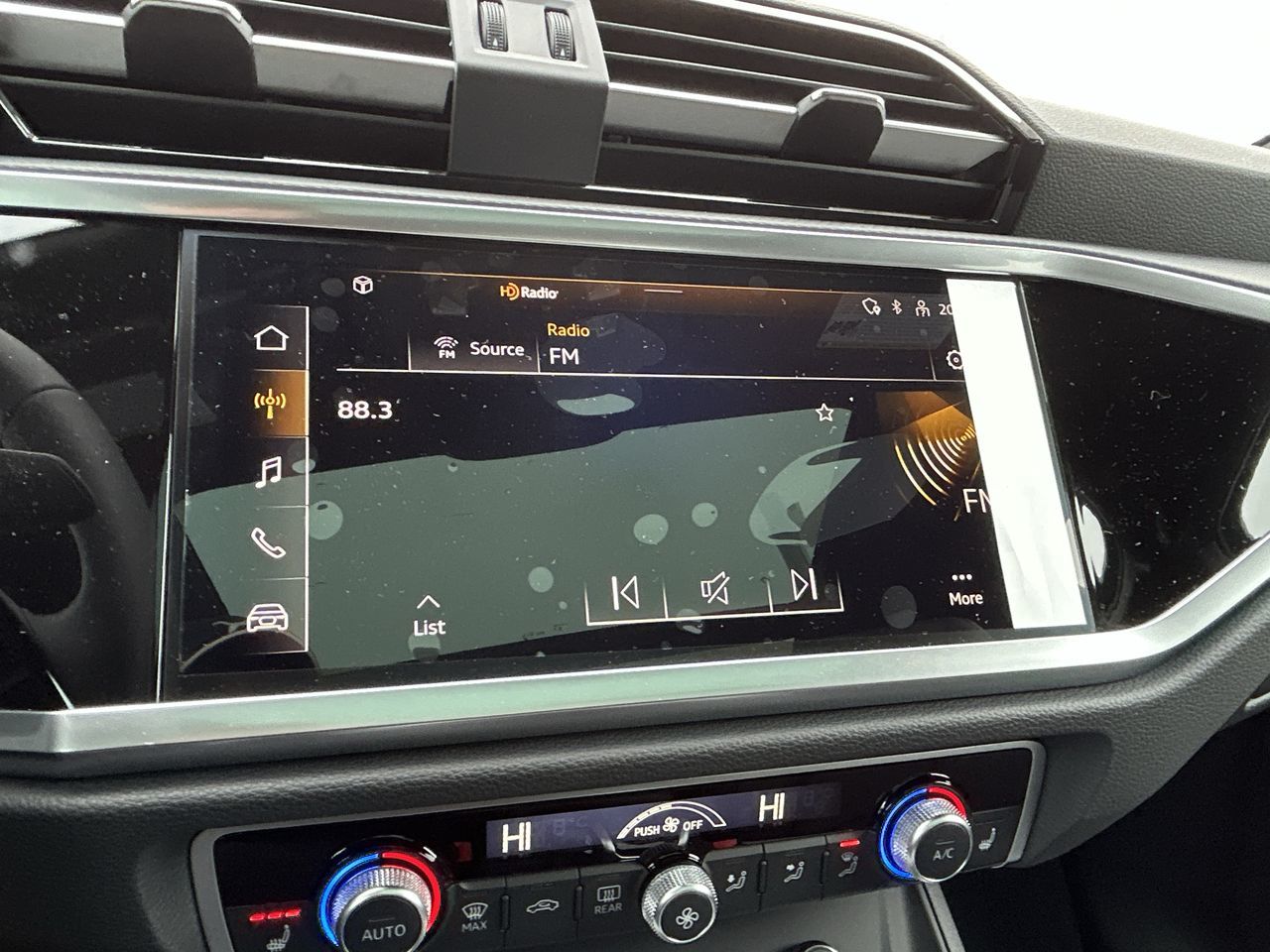 2025 Audi Q3 in Thornhill, Ontario