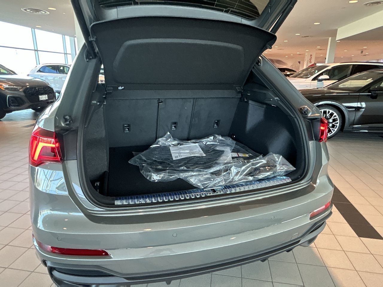 2025 Audi Q3 in Thornhill, Ontario
