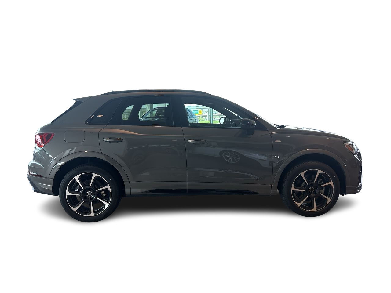 2025 Audi Q3 in Thornhill, Ontario