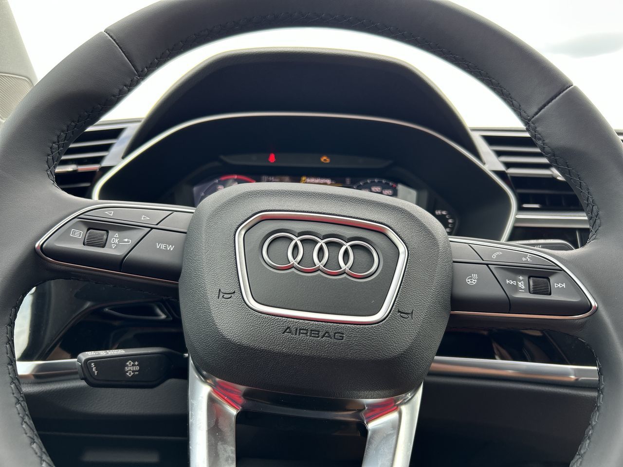 2025 Audi Q3 in Thornhill, Ontario