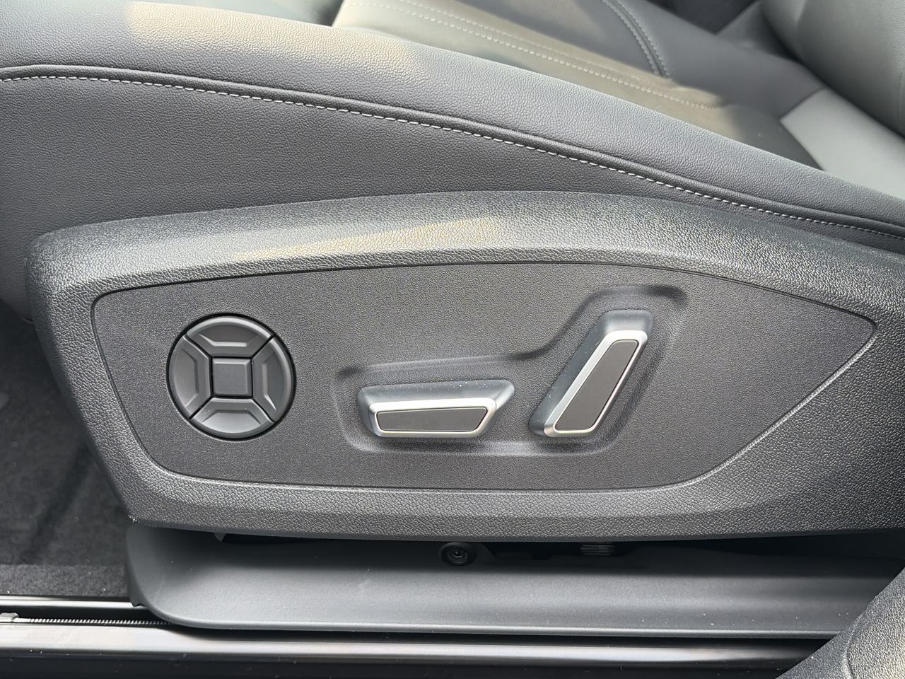 2026 Audi Q3 in Thornhill, Ontario