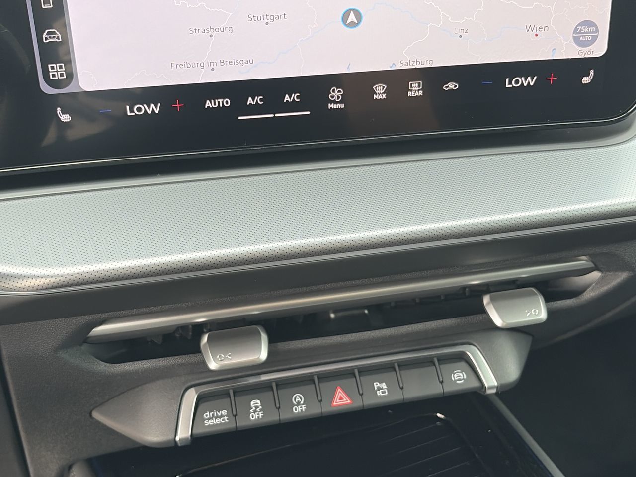 2026 Audi Q3 in Thornhill, Ontario