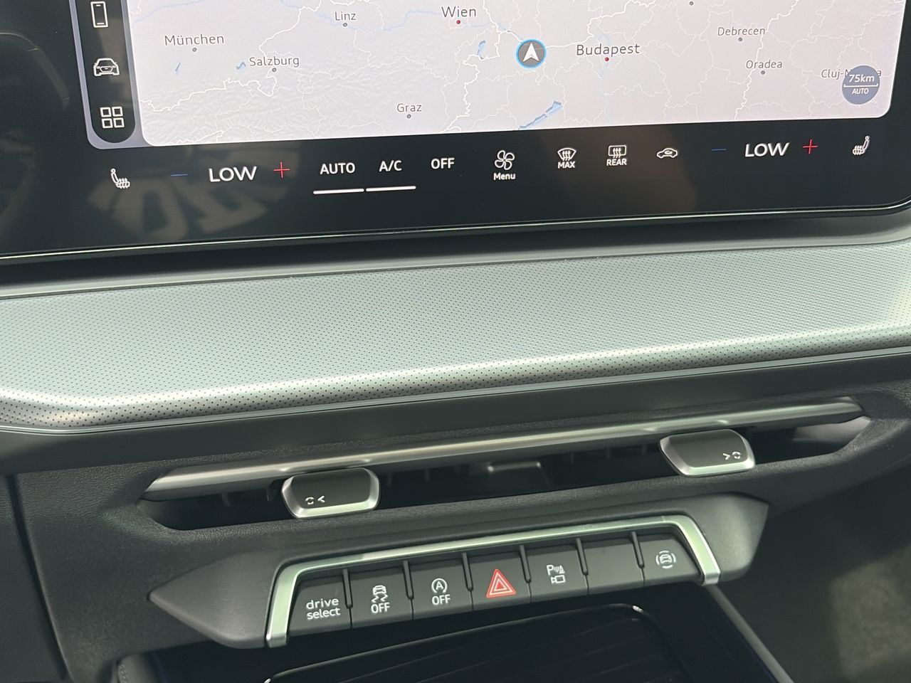 2026 Audi Q3 in Thornhill, Ontario