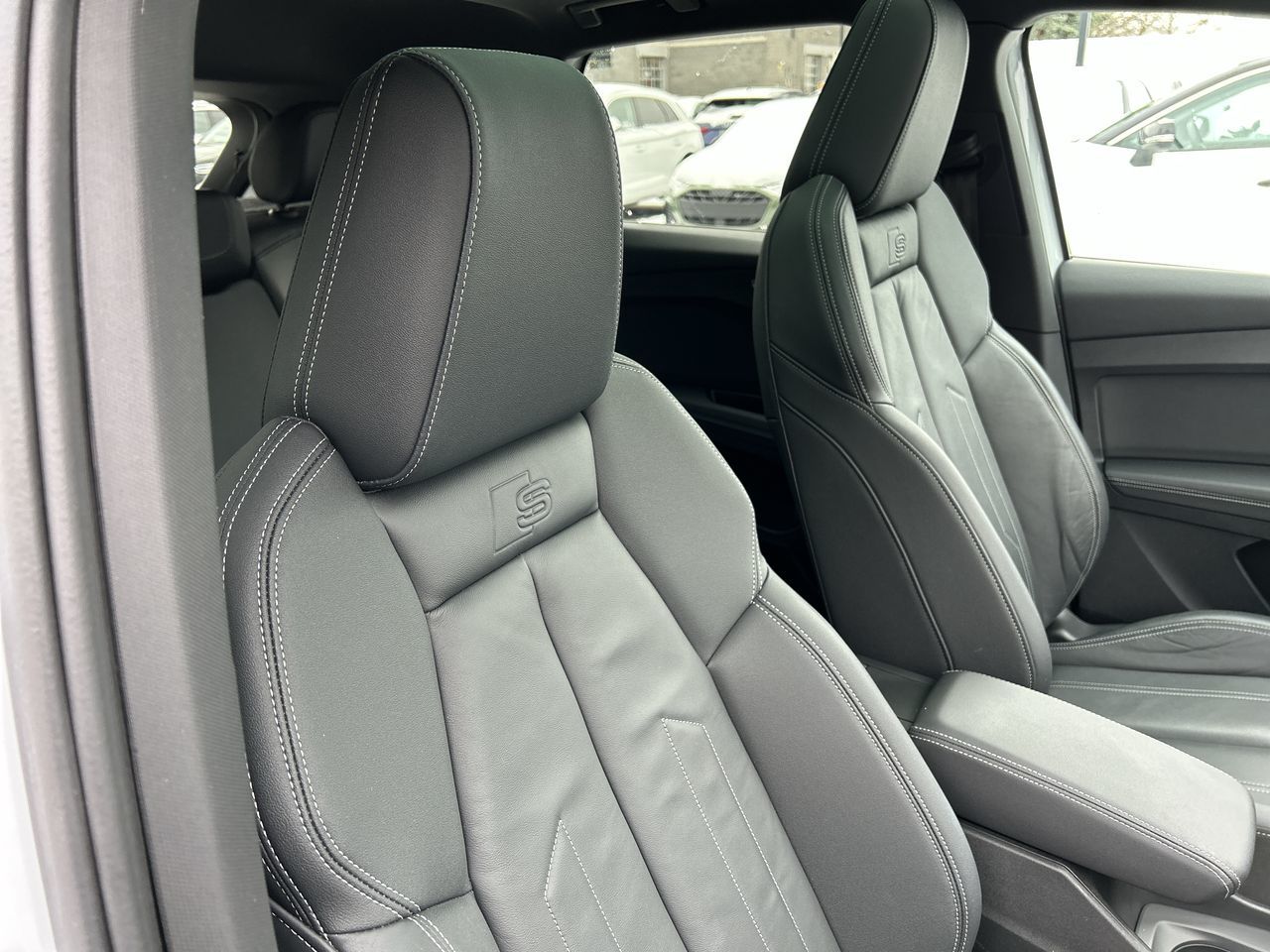 Audi Q4 e-tron  2022 à Thornhill, Ontario