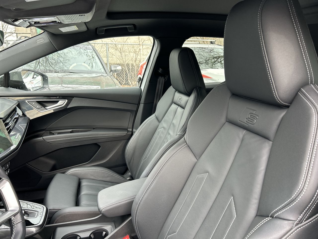 Audi Q4 e-tron  2022 à Thornhill, Ontario