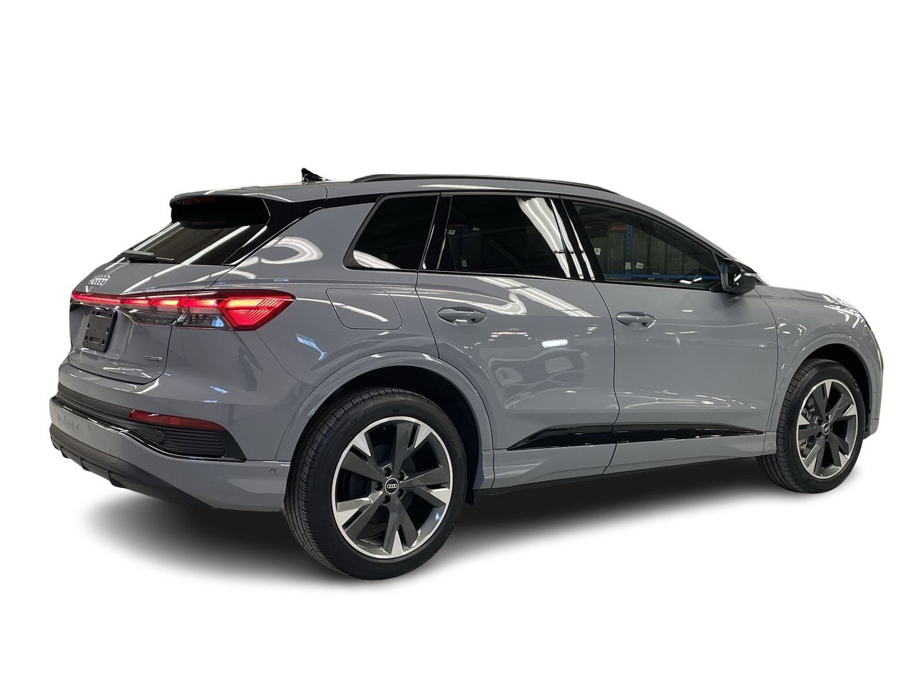 Audi Q4 e-tron  2023 à Thornhill, Ontario