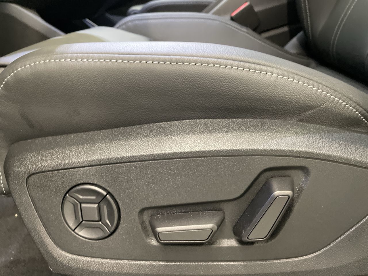 Audi Q4 e-tron  2023 à Thornhill, Ontario