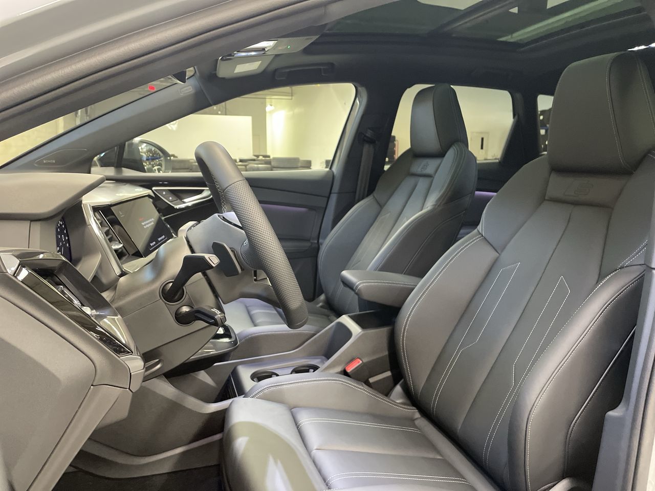 Audi Q4 e-tron  2023 à Thornhill, Ontario