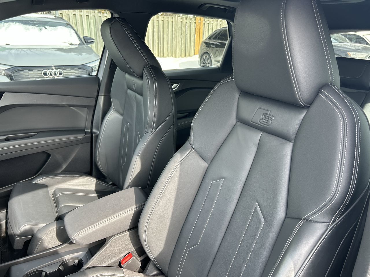 Audi Q4 e-tron  2023 à Thornhill, Ontario
