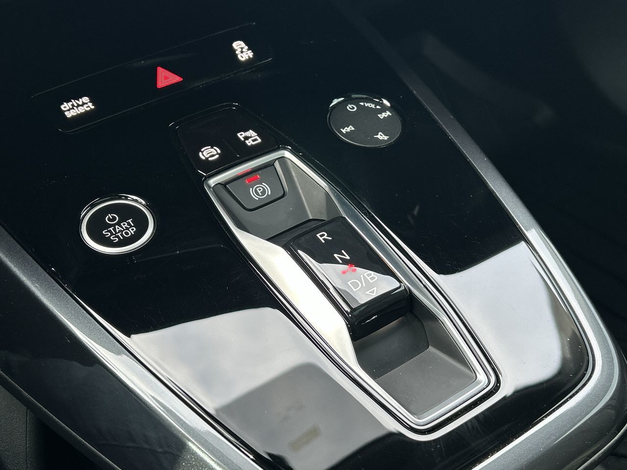 Audi Q4 e-tron  2023 à Thornhill, Ontario