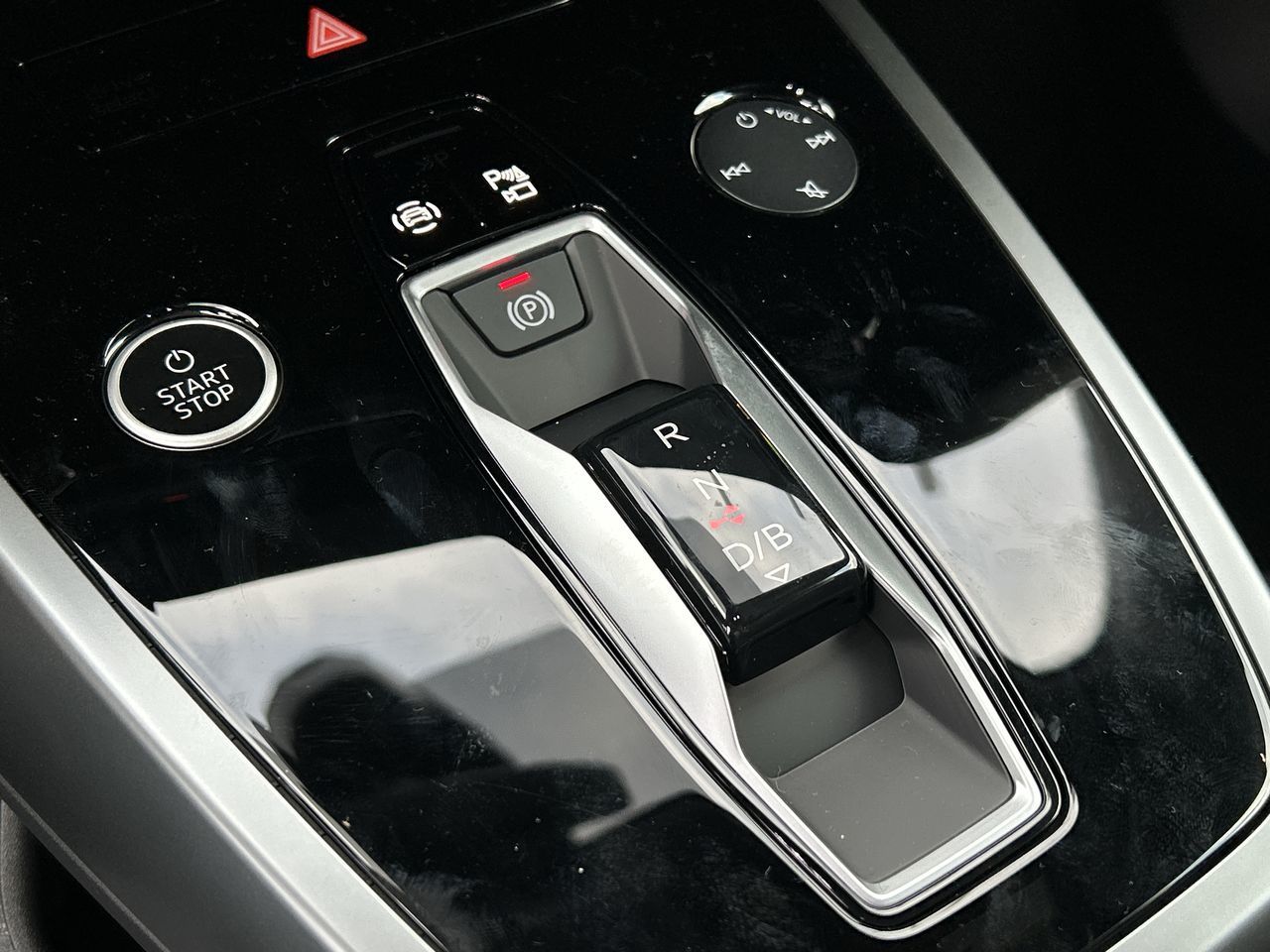 2026 Audi Q4 e-tron in Thornhill, Ontario