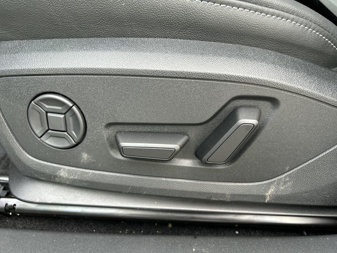 2026 Audi Q4 e-tron in Thornhill, Ontario