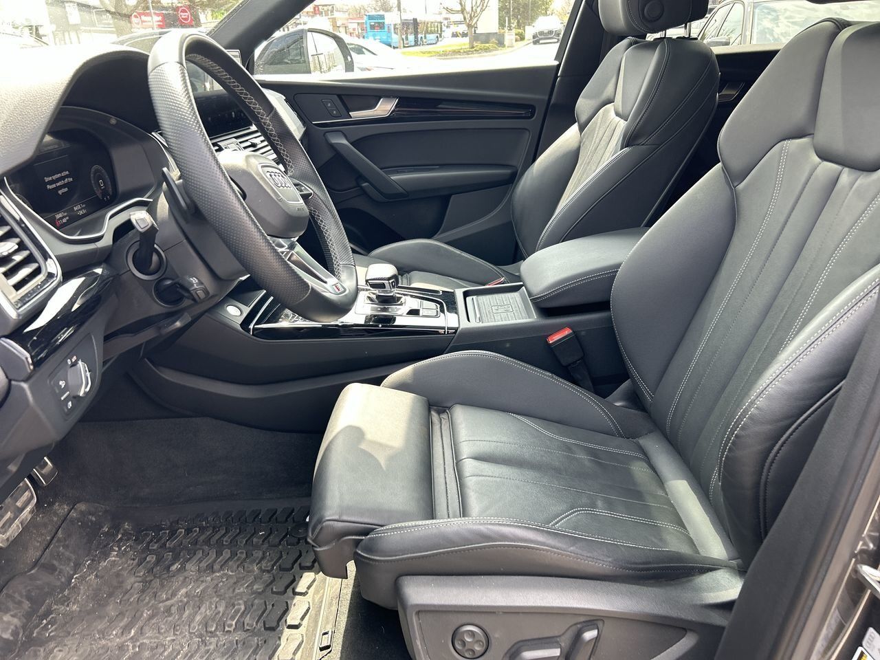 Audi Q5  2021 à Thornhill, Ontario